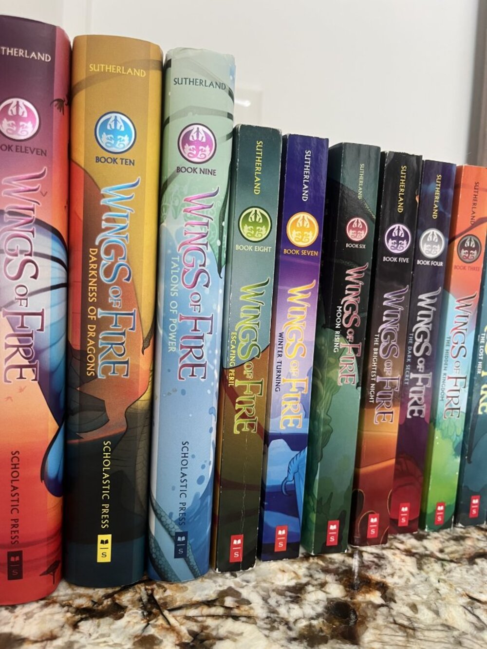 Scholastic Wings of Fire Book Bundle (#1-11) by Tui T Sutherland (LIKE NEW)